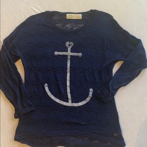 Vintage Havana long sleeve light top.